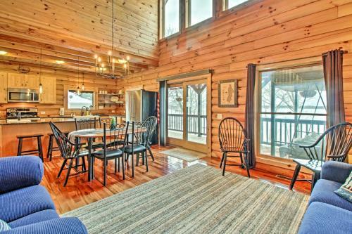 Modern Log Cabin With Rec Room, Steps To Lake!