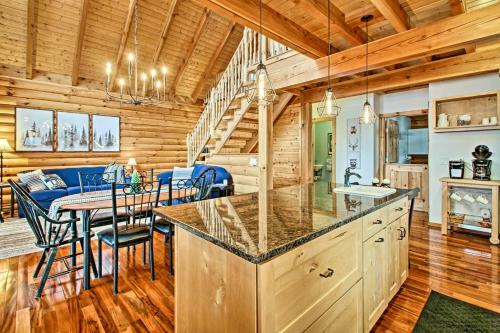 Modern Log Cabin With Rec Room, Steps To Lake!