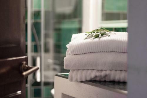 Pearl Apartment
