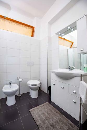 Costa Degli Ulivi Seafront Apartment