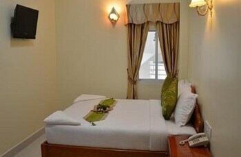 Hostal Green Centre Point Inn