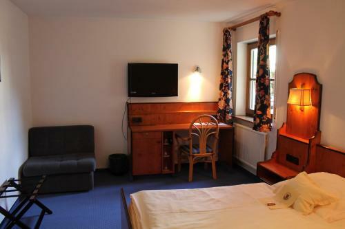 Hostal Hotel H�fler