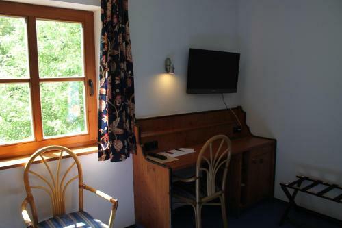 Hostal Hotel H�fler