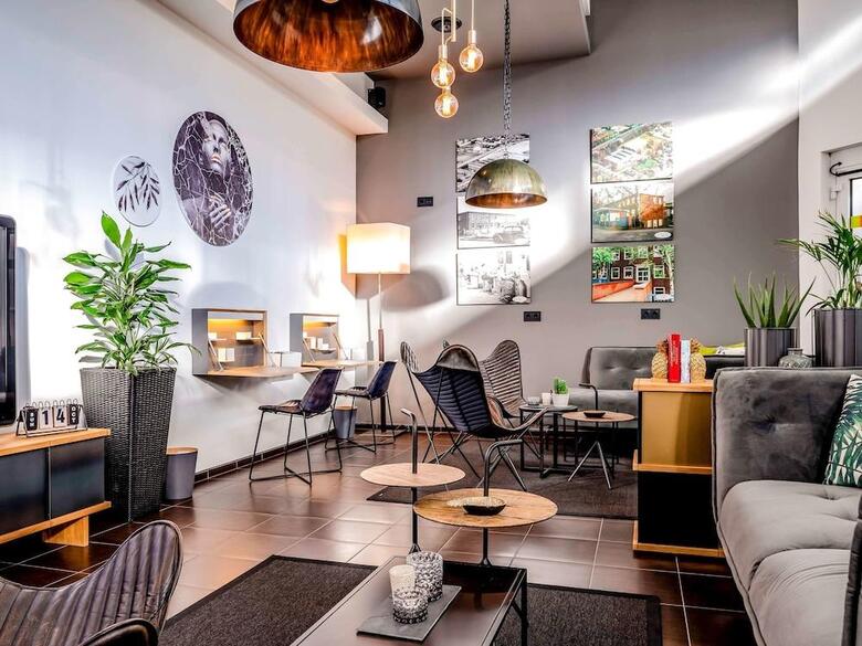 Sleepinroomz Boutique Hotel