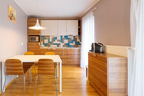 Maline Apartments