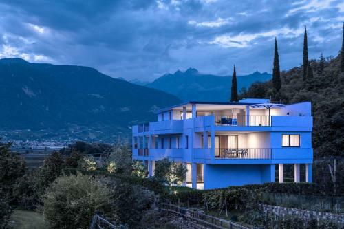 Penthouse & Garden - Luxury Apartment