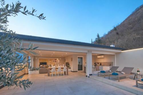 Penthouse & Garden - Luxury Apartment