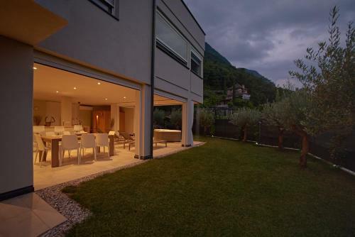 Penthouse & Garden - Luxury Apartment