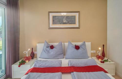 Penthouse & Garden - Luxury Apartment