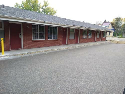 Hotel Highway Motel