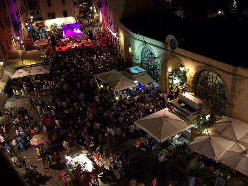 Hostal B&B Porta Del Mare