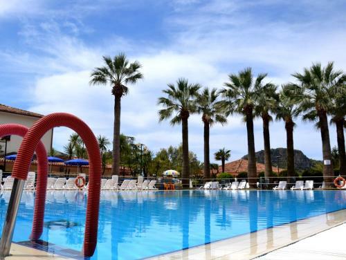 Aparthotel Villaggio Turistico La Mantinera - Residence
