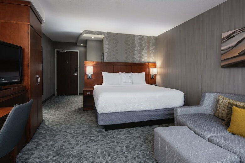 Hotel Courtyard Edmonton West