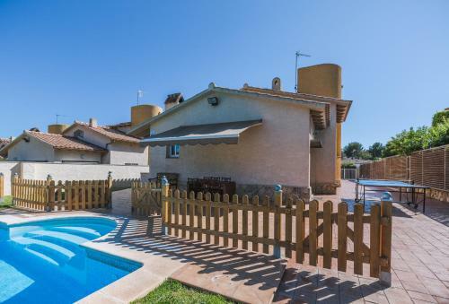 Casa Neus Bar�
