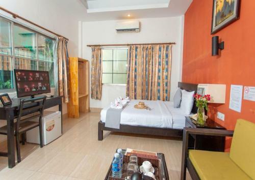 Hometown Hotel