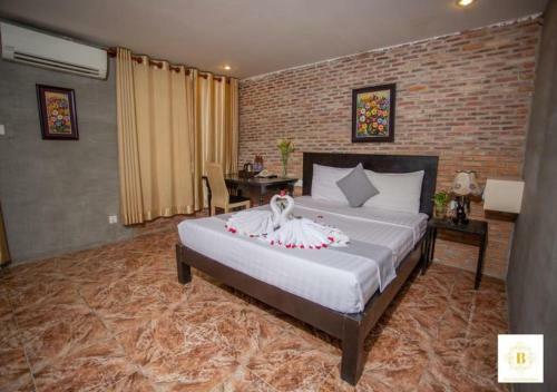 Hometown Hotel