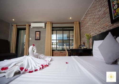 Hometown Hotel
