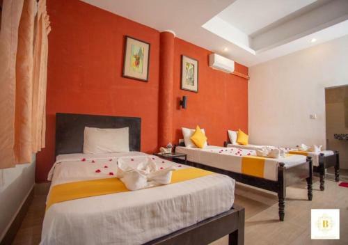 Hometown Hotel