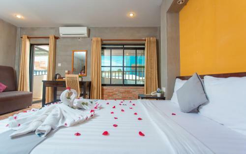 Hometown Hotel