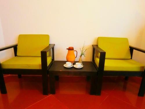 Hometown Hotel