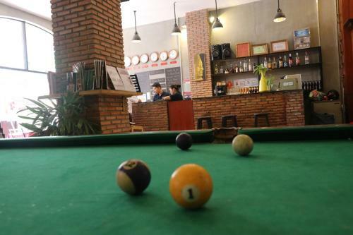 Hometown Hotel
