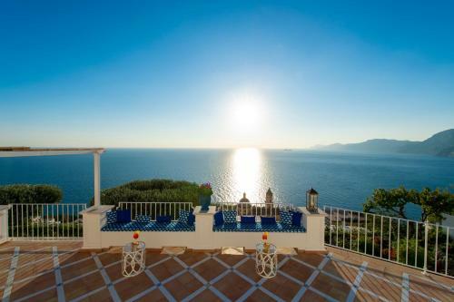 Luxury Villa Malika - Great View On Capri&positano
