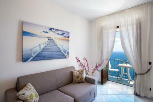 Moressas In Praiano
