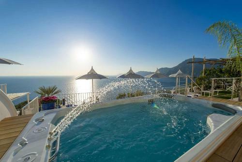 Villa Emerald Shores
