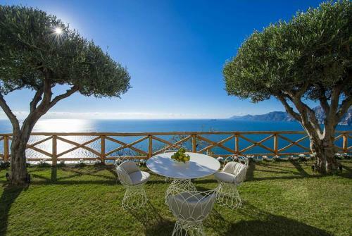 Villa Emerald Shores