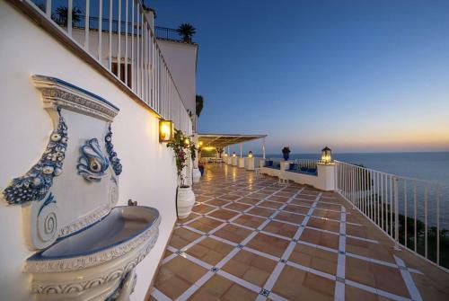Villa Emerald Shores