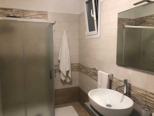 Hostal E La Luna Buss�