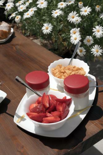 Hostal Calacala Rooms & Farm Experience