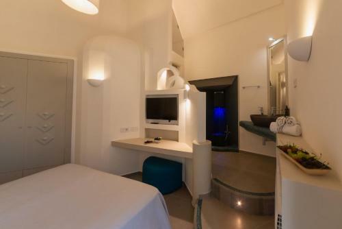 Insula Boutique Hotel