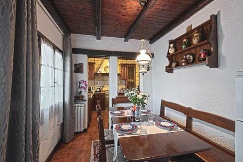 Vecchia Favola House