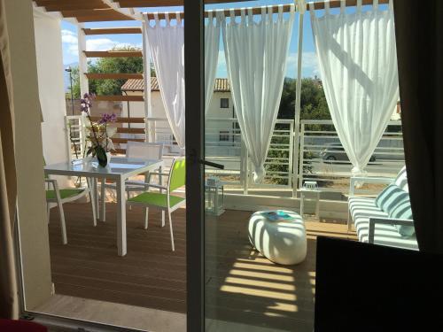 A Gem Apartment With Terrace