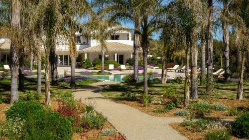 Sant Efis Hotel