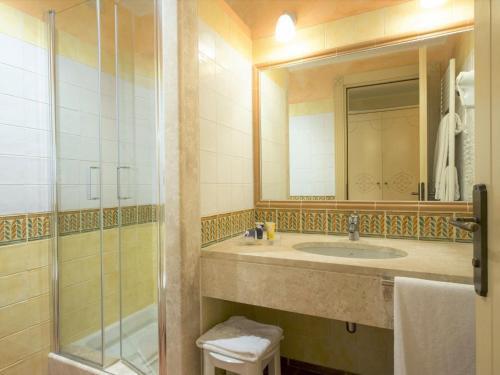 Nice Apartment In Sardegna With Swimming Pool