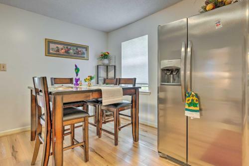 Stunning Gulfport Getaway About 1 Mi To The Beach