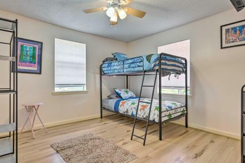 Stunning Gulfport Getaway About 1 Mi To The Beach