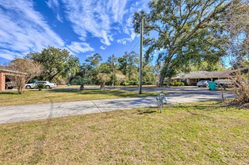 Stunning Gulfport Getaway About 1 Mi To The Beach