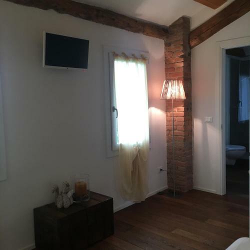 Hostal La Lanterna Camere & More
