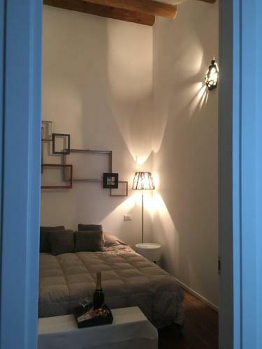 Hostal La Lanterna Camere & More