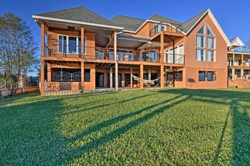 Gorgeous Ocean Springs Waterfront Home With Dock!