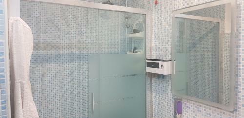 Apartamento 14 Persone 3 Bagni 150mq Arredata Nel 2020 Moderna