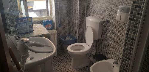 Apartamento 14 Persone 3 Bagni 150mq Arredata Nel 2020 Moderna