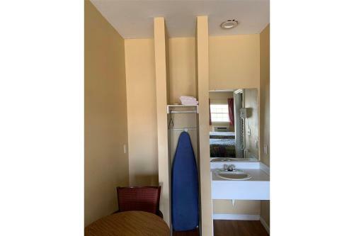 Oyo Hotel Ruleville Route 49w