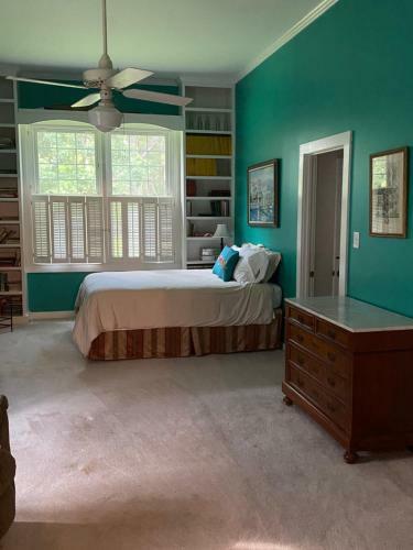 Mimi's Elegant Country Home