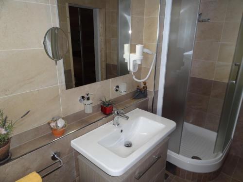 Bed & Breakfast Pension Silvia