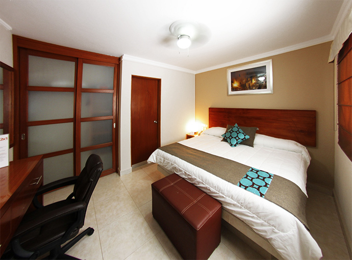 Hotel Grand River Plaza