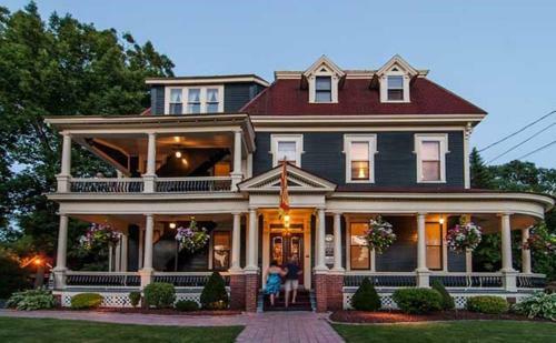 Posada Carriage House Inn
